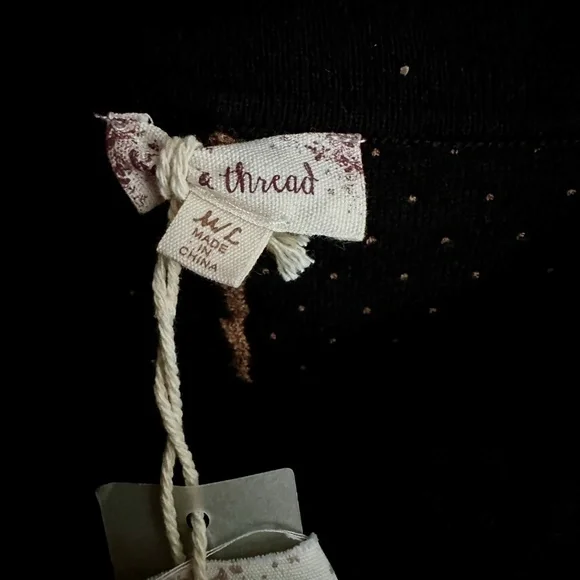 NWT Hem & Thread Poncho - Picture 7 of 7